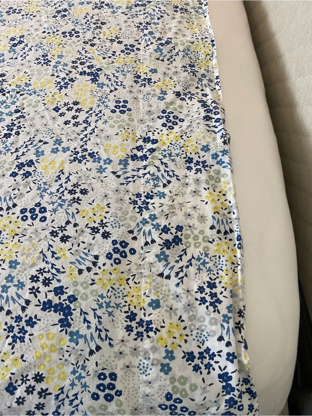 kate spade Floral Print Sheet Set in White, Navy, Yellow